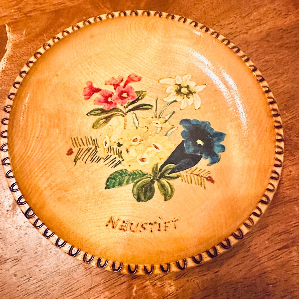 Vintage‎ Hand Painted Wooden Plate Neusstift Austria Floral Decor